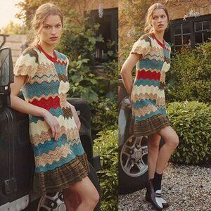 NWT Hunter Bell Knit Scallop Short Sleeve Bernadette Dress Size: Medium